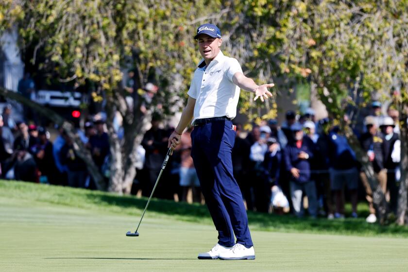 PACIFIC PALISADES, CA - FEBRUARY 15: Justin Thomas reacts to a putt on the 10th green.